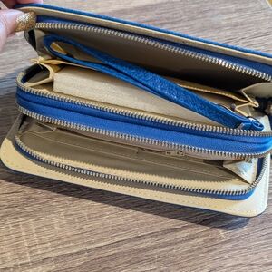 Beige and Blue Leather Zip Wallet Organizer